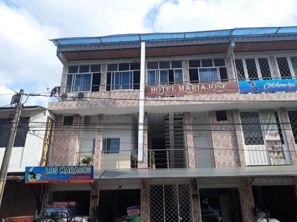 Hotel Maria Jose บิยาบิเซนซิโอ ภายนอก รูปภาพ