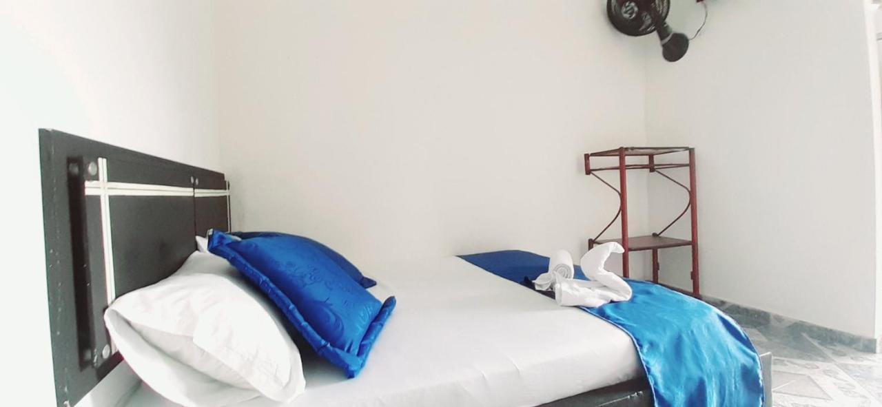 Hotel Maria Jose บิยาบิเซนซิโอ ภายนอก รูปภาพ
