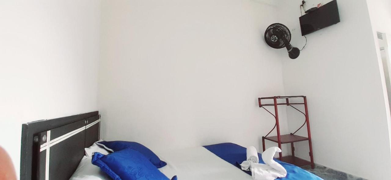 Hotel Maria Jose บิยาบิเซนซิโอ ภายนอก รูปภาพ