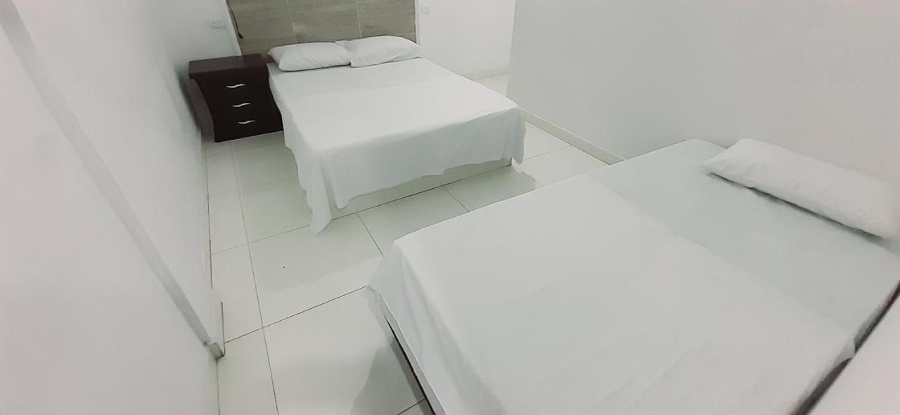 Hotel Maria Jose บิยาบิเซนซิโอ ภายนอก รูปภาพ